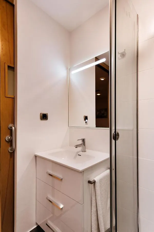 Cozy Apartment Casanova-Eixample Barcelona 0*,  Spain