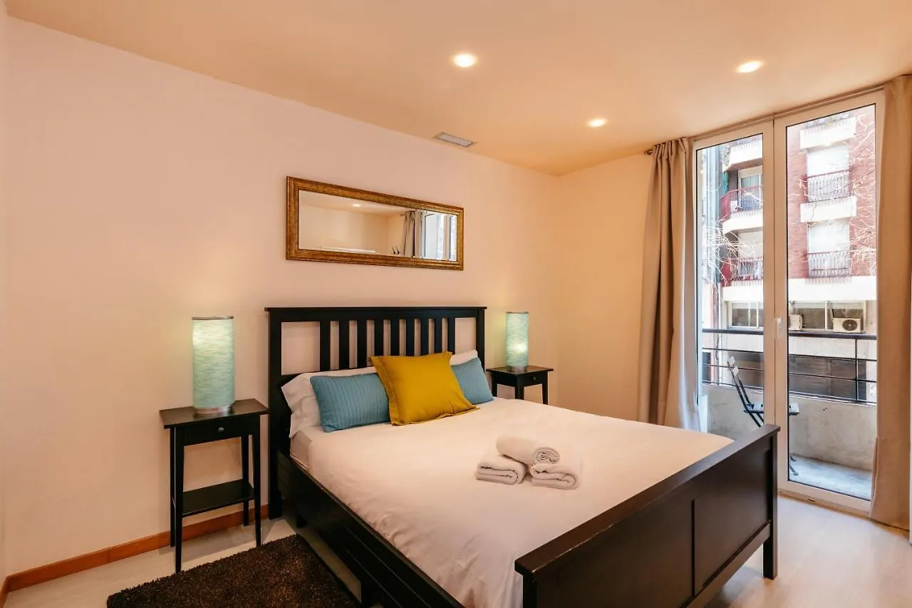 Cozy Apartment Casanova-Eixample Barcelona